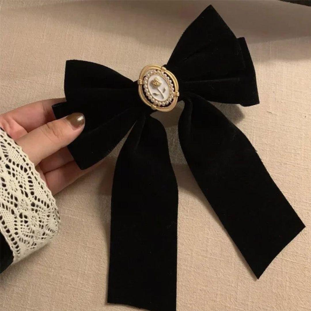 Finesse Hair Bow